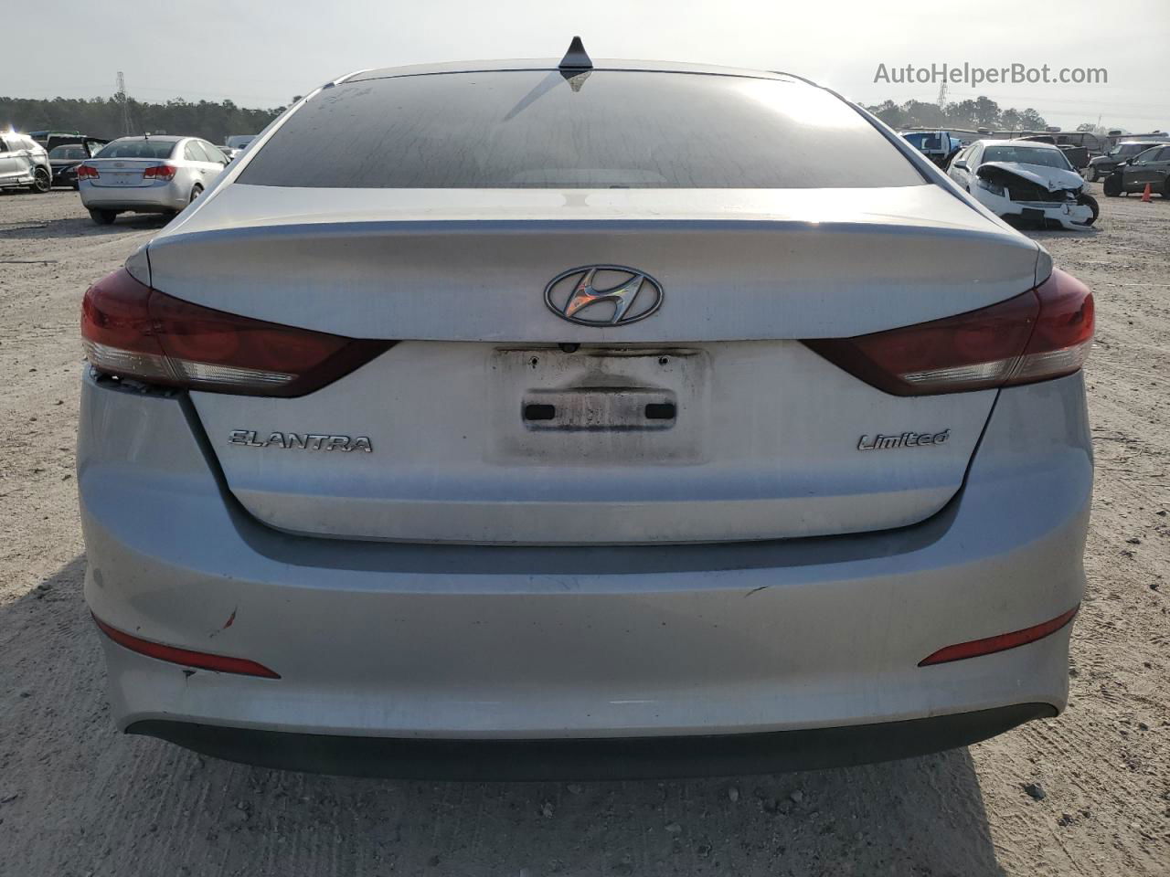 2017 Hyundai Elantra Se Silver vin: KMHD84LF7HU173502