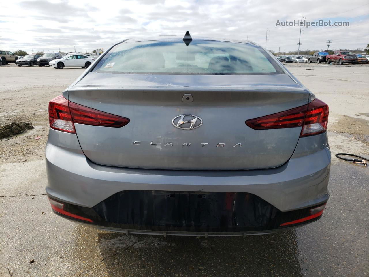 2019 Hyundai Elantra Sel Gray vin: KMHD84LF7KU762007