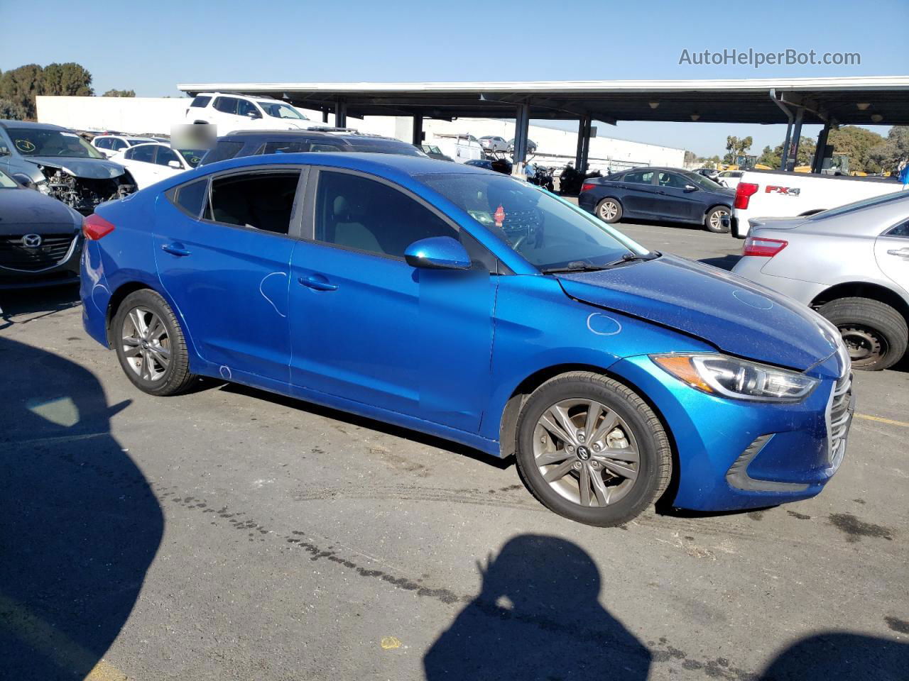 2017 Hyundai Elantra Se Blue vin: KMHD84LF8HU241743