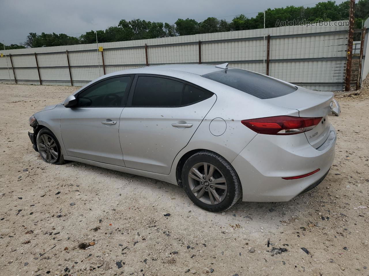 2017 Hyundai Elantra Se Silver vin: KMHD84LF8HU243427