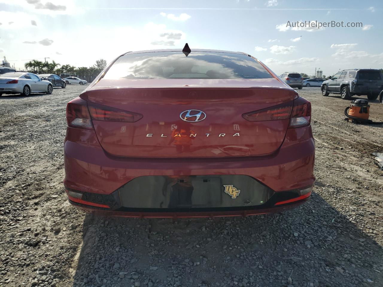 2019 Hyundai Elantra Sel Red vin: KMHD84LF8KU744535