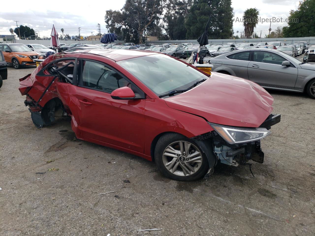 2019 Hyundai Elantra Sel Red vin: KMHD84LF8KU752733