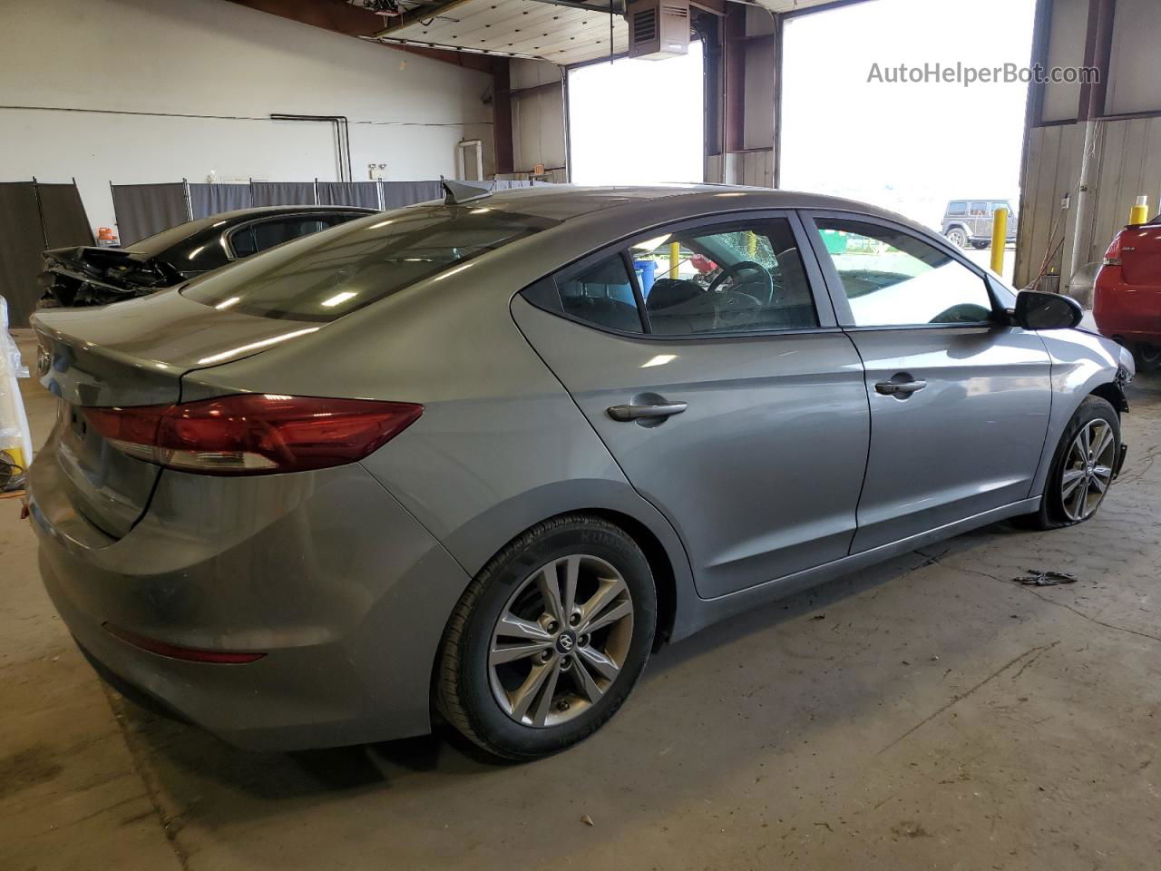 2017 Hyundai Elantra Se Silver vin: KMHD84LFXHU244210