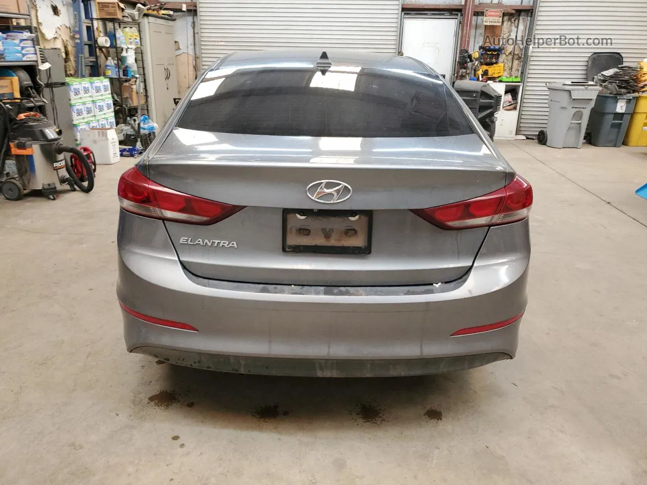 2017 Hyundai Elantra Se Gray vin: KMHD84LFXHU358188