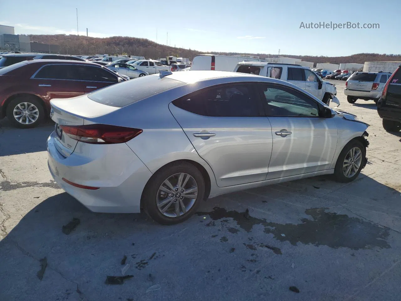 2018 Hyundai Elantra Sel Silver vin: KMHD84LFXJU629224