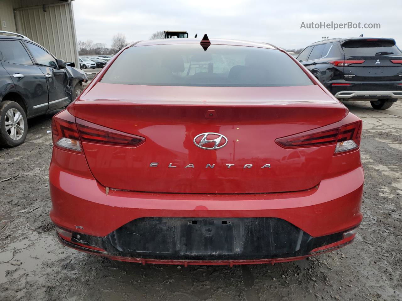 2019 Hyundai Elantra Sel Красный vin: KMHD84LFXKU780100