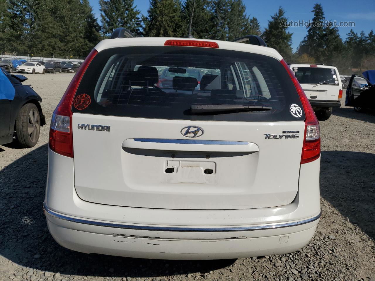 2010 Hyundai Elantra Touring Gls White vin: KMHDC8AE0AU060934