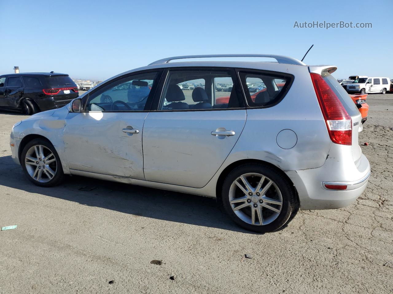 2011 Hyundai Elantra Touring Gls Silver vin: KMHDC8AE2BU098182