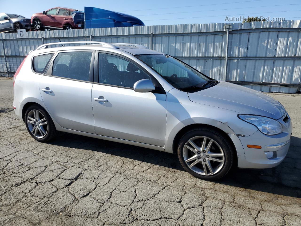 2011 Hyundai Elantra Touring Gls Silver vin: KMHDC8AE2BU098182