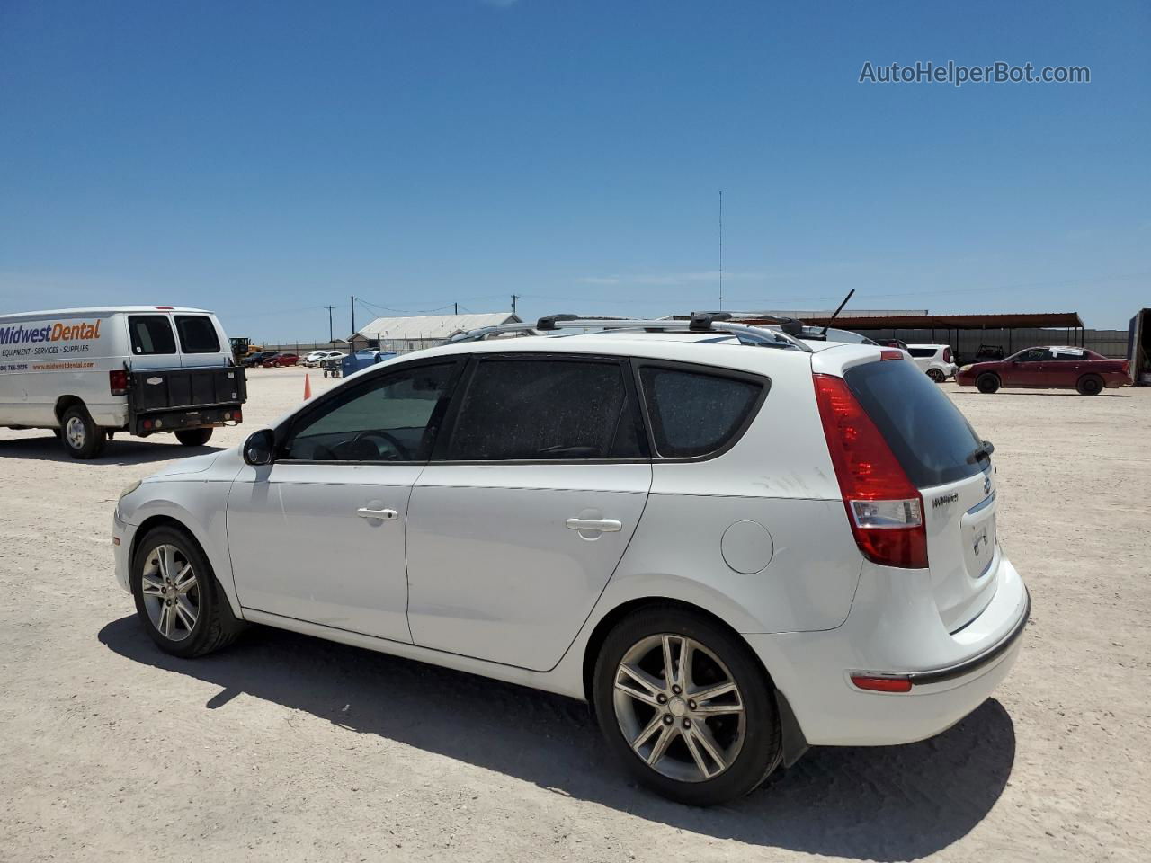 2011 Hyundai Elantra Touring Gls White vin: KMHDC8AE2BU109066