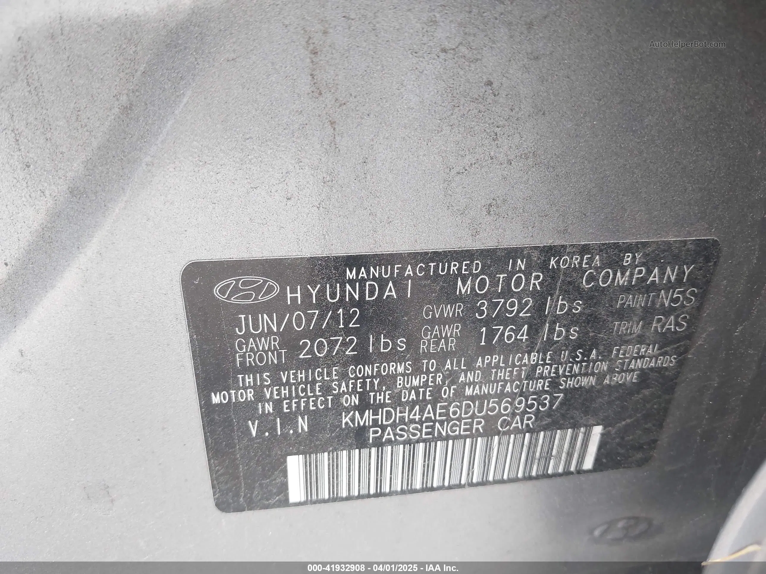 2013 Hyundai Elantra Limited Silver vin: KMHDH4AE6DU569537