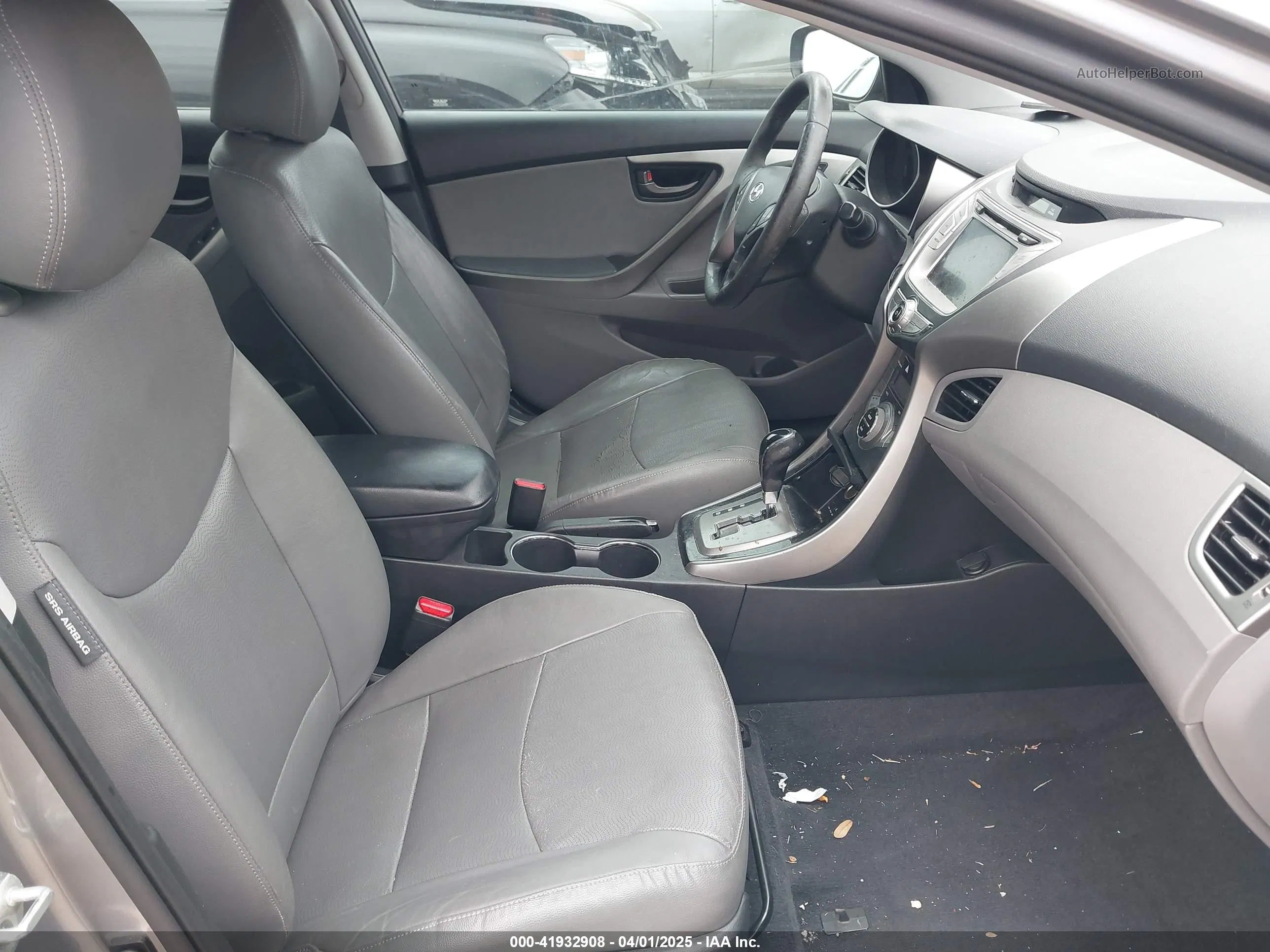 2013 Hyundai Elantra Limited Silver vin: KMHDH4AE6DU569537