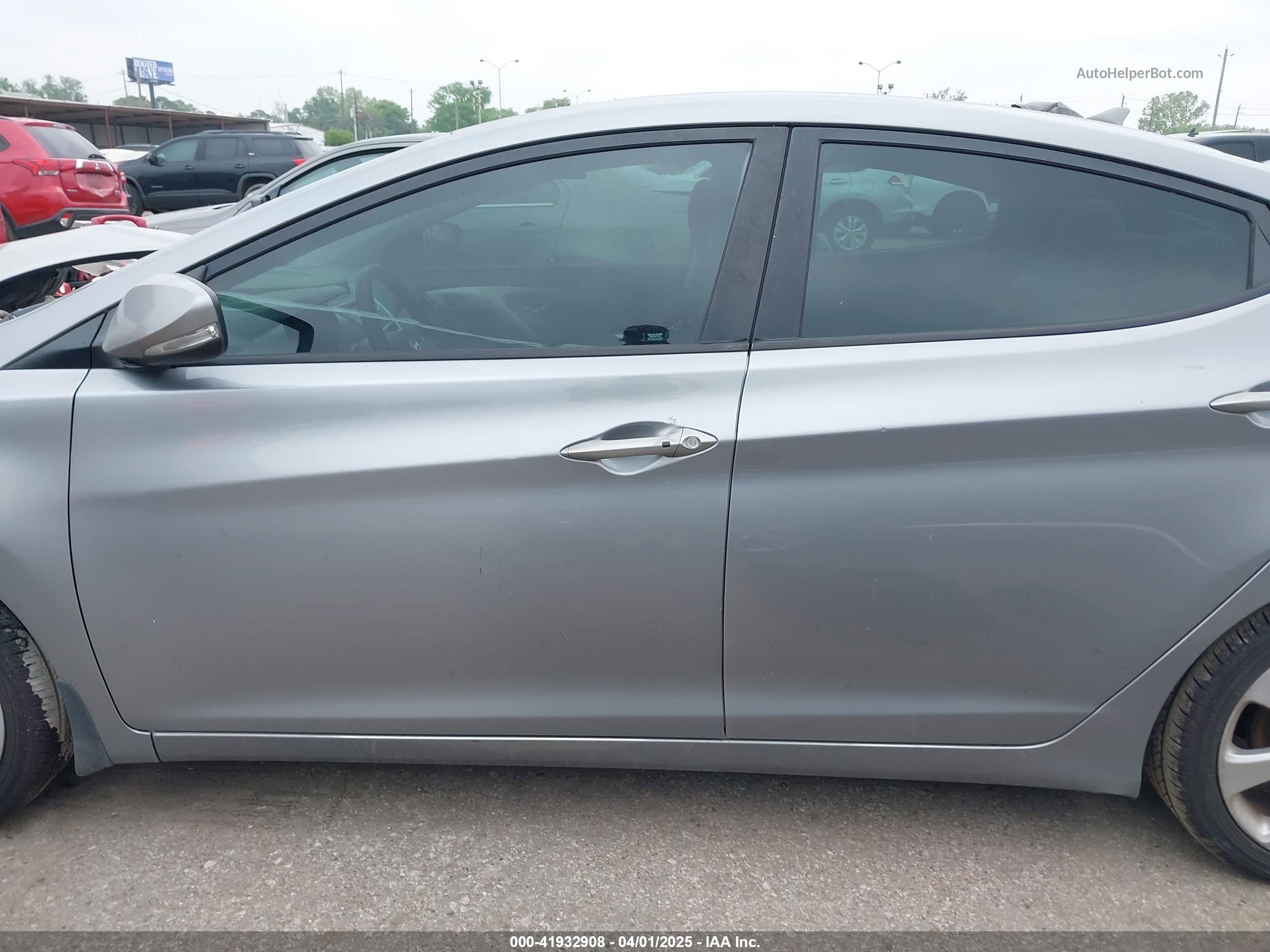 2013 Hyundai Elantra Limited Silver vin: KMHDH4AE6DU569537