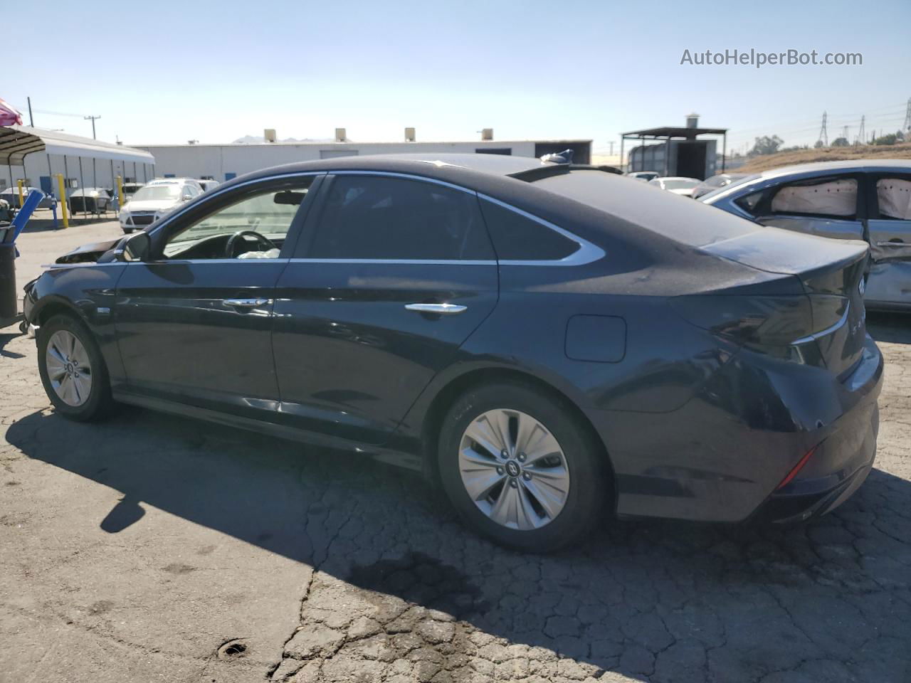 2018 Hyundai Sonata Hybrid Blue vin: KMHE24L30JA079092