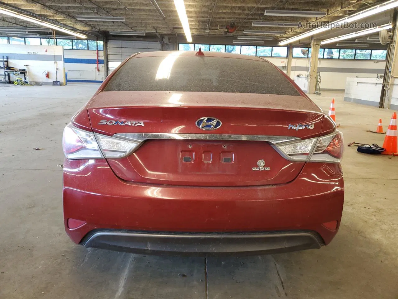 2013 Hyundai Sonata Hybrid Red vin: KMHEC4A44DA070098