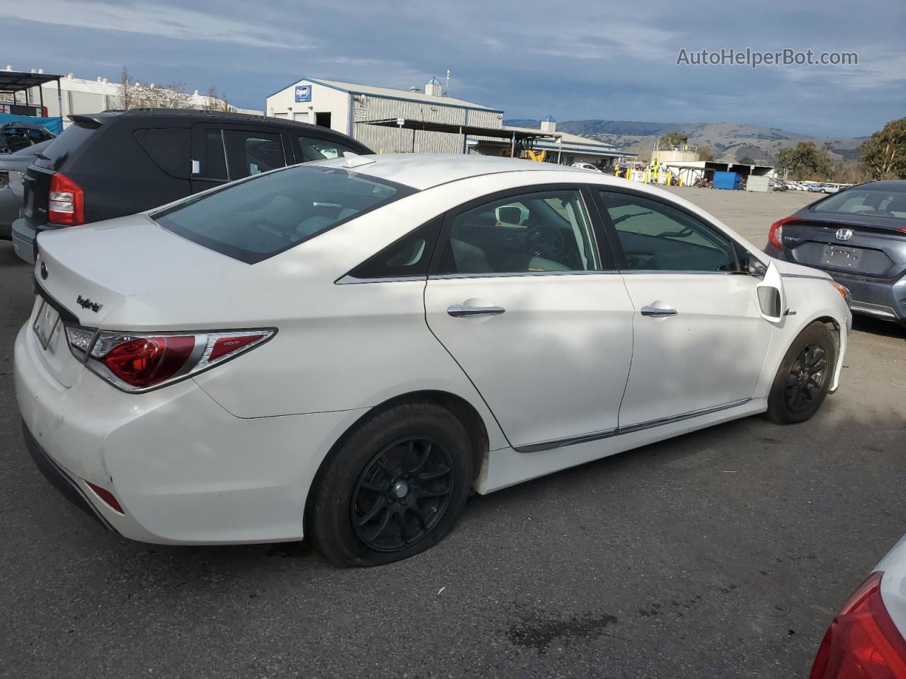 2013 Hyundai Sonata Hybrid White vin: KMHEC4A46DA074508