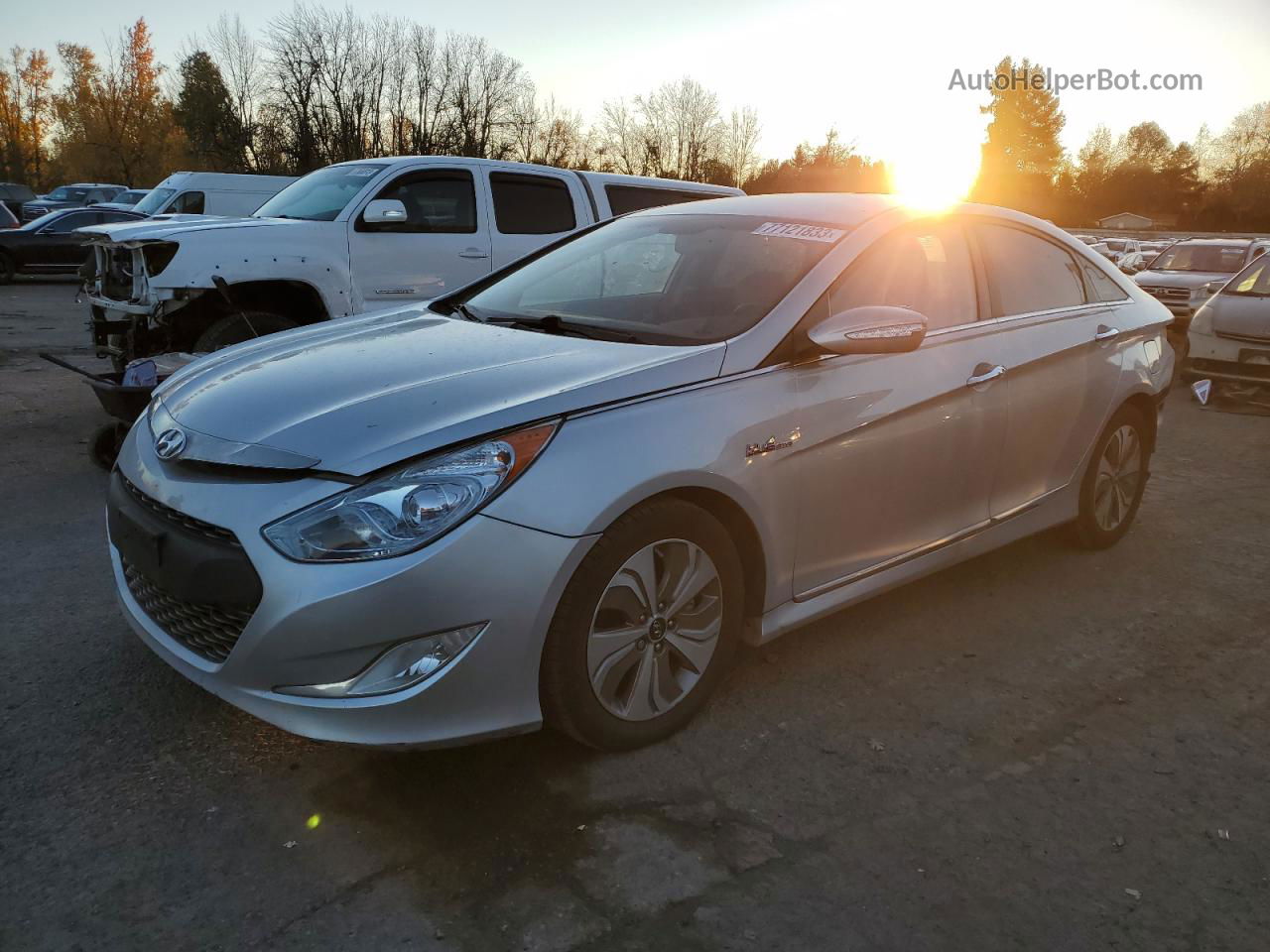 2013 Hyundai Sonata Hybrid Silver vin: KMHEC4A46DA079532