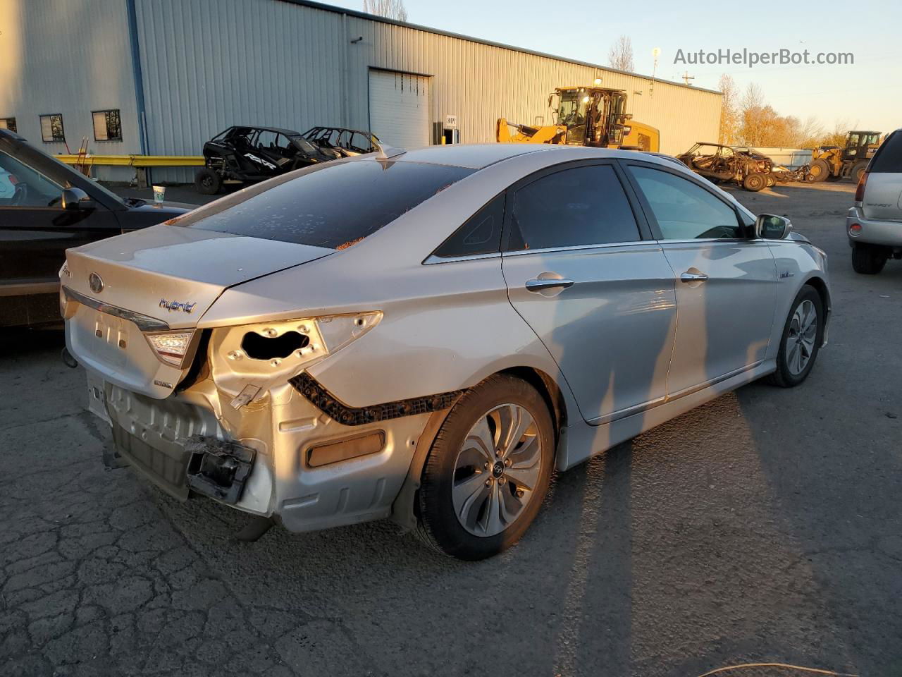 2013 Hyundai Sonata Hybrid Silver vin: KMHEC4A46DA079532