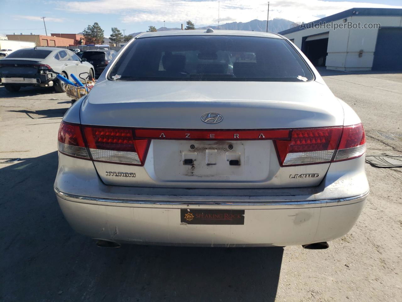 2008 Hyundai Azera Se Silver vin: KMHFC46F48A274811