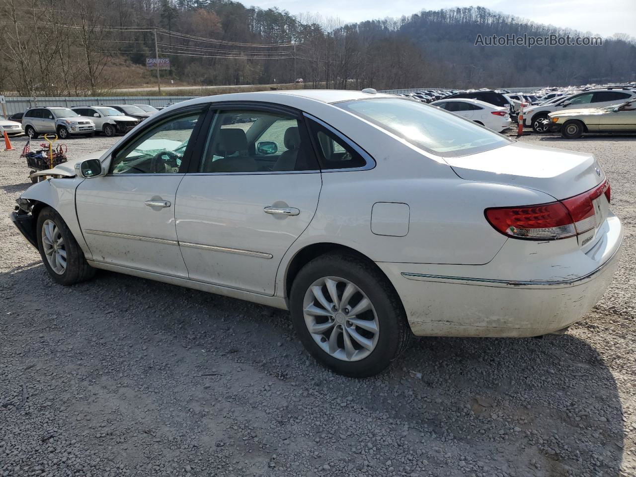 2008 Hyundai Azera Se White vin: KMHFC46F48A290586