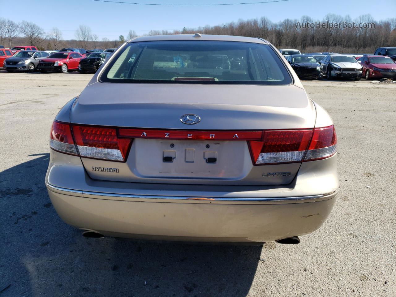 2008 Hyundai Azera Se Tan vin: KMHFC46F58A251957