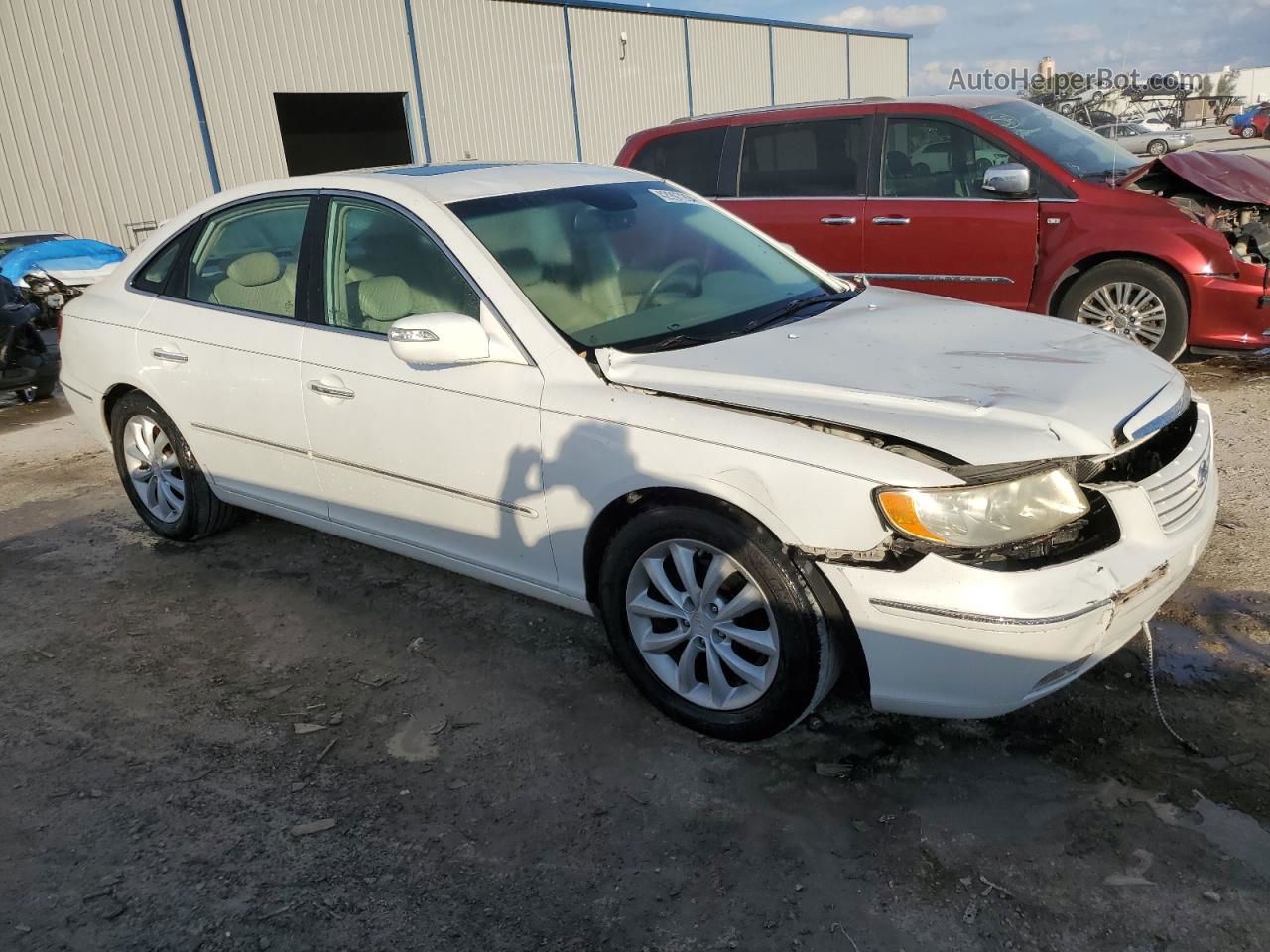 2008 Hyundai Azera Se White vin: KMHFC46F58A263946