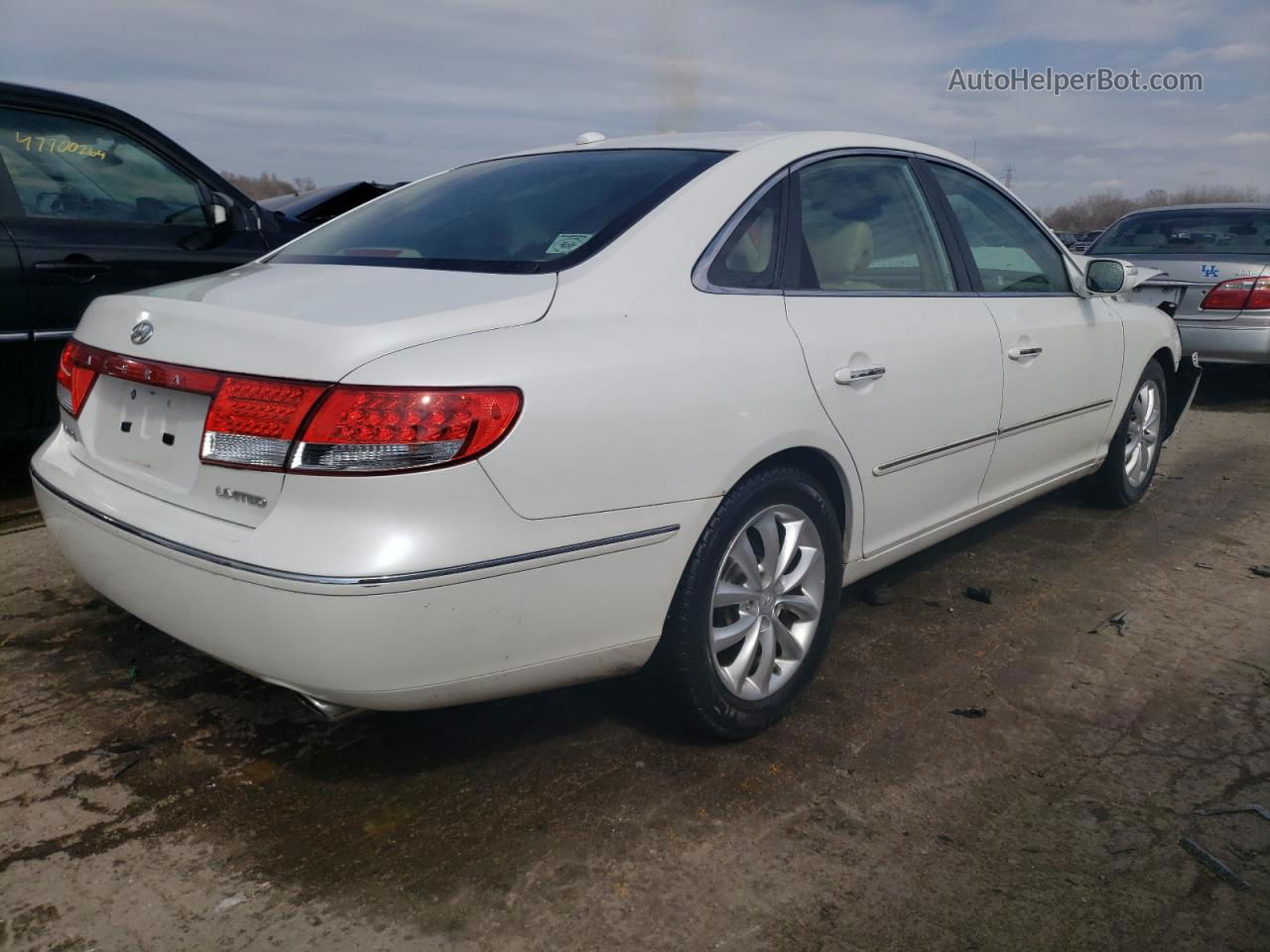 2008 Hyundai Azera Se Белый vin: KMHFC46F58A290581