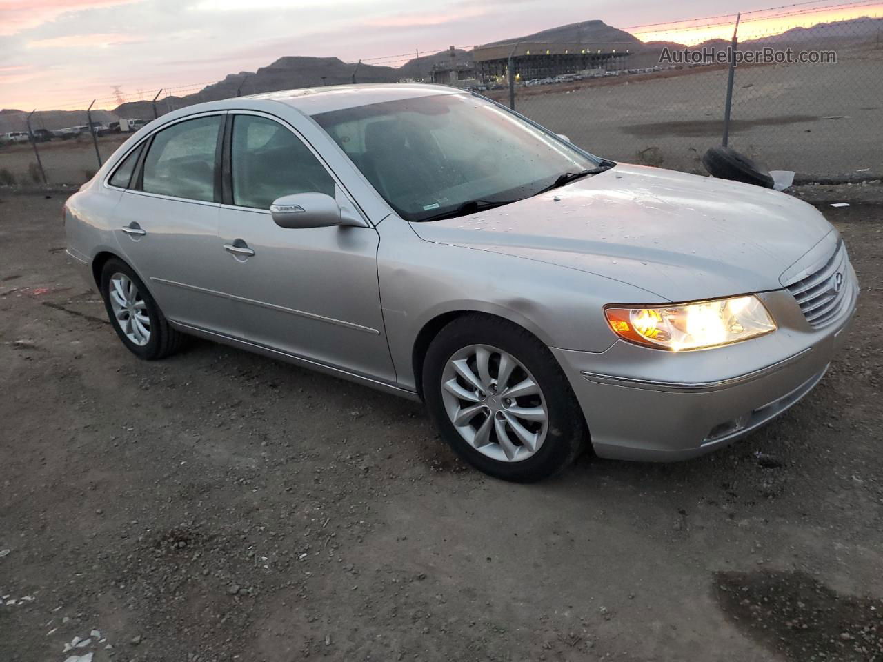 2008 Hyundai Azera Se Silver vin: KMHFC46F78A295880