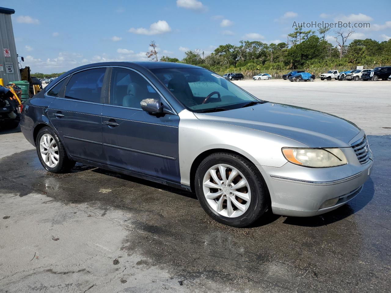 2008 Hyundai Azera Se Two Tone vin: KMHFC46F88A272799