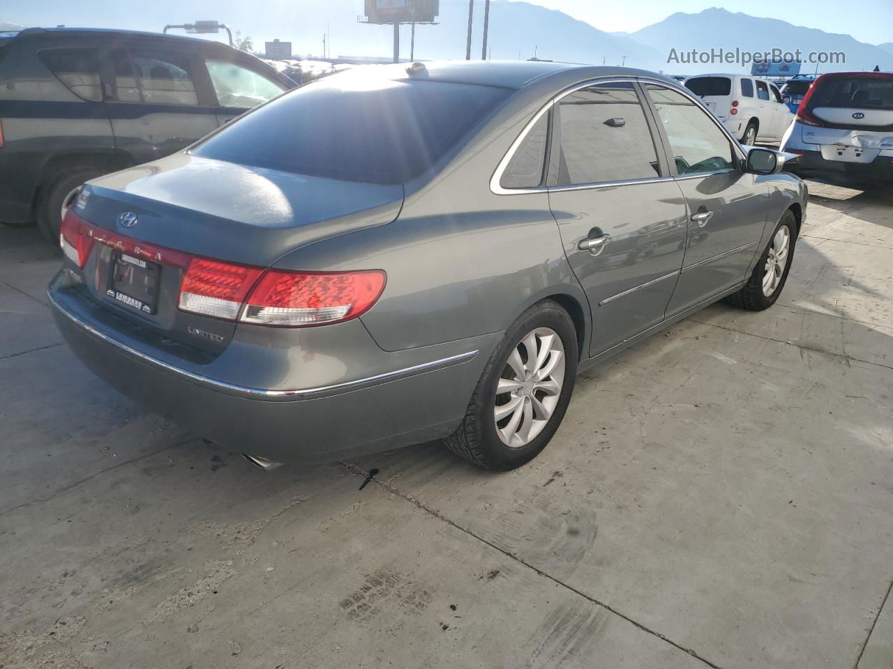 2008 Hyundai Azera Se Зеленый vin: KMHFC46F88A285813