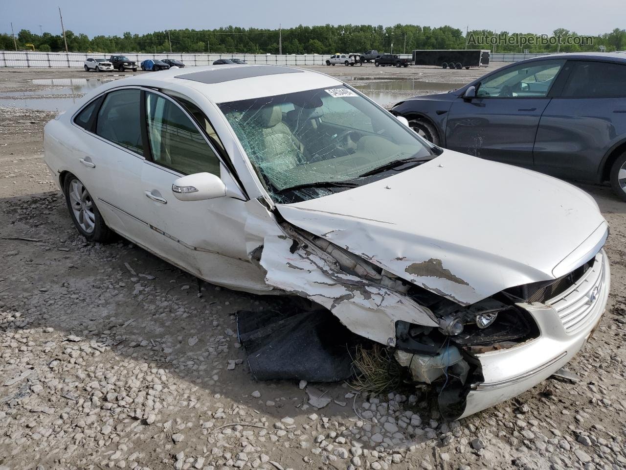 2008 Hyundai Azera Se White vin: KMHFC46F88A298786