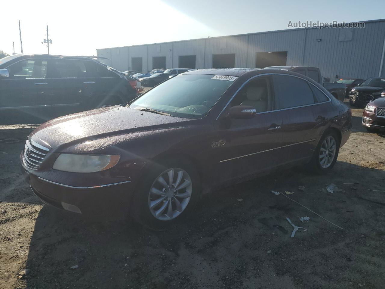 2008 Hyundai Azera Se Burgundy vin: KMHFC46FX8A319380