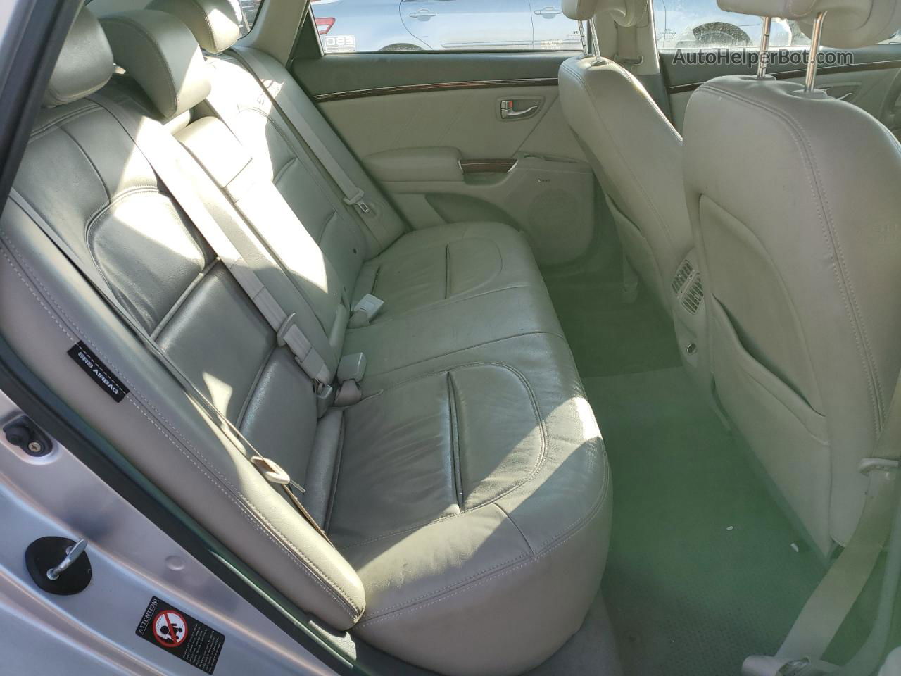 2008 Hyundai Azera Se Серебряный vin: KMHFC46FX8A332727