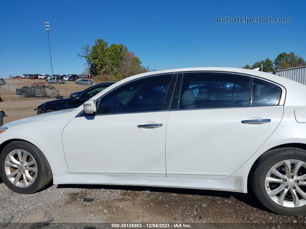 2013 Hyundai Genesis 3.8 White vin: KMHGC4DD0DU219769