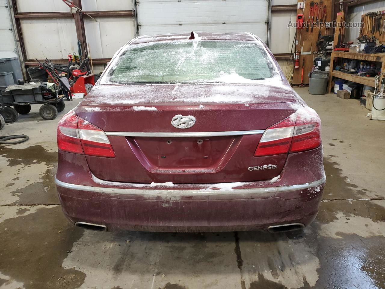 2013 Hyundai Genesis 3.8l Burgundy vin: KMHGC4DD1DU220736