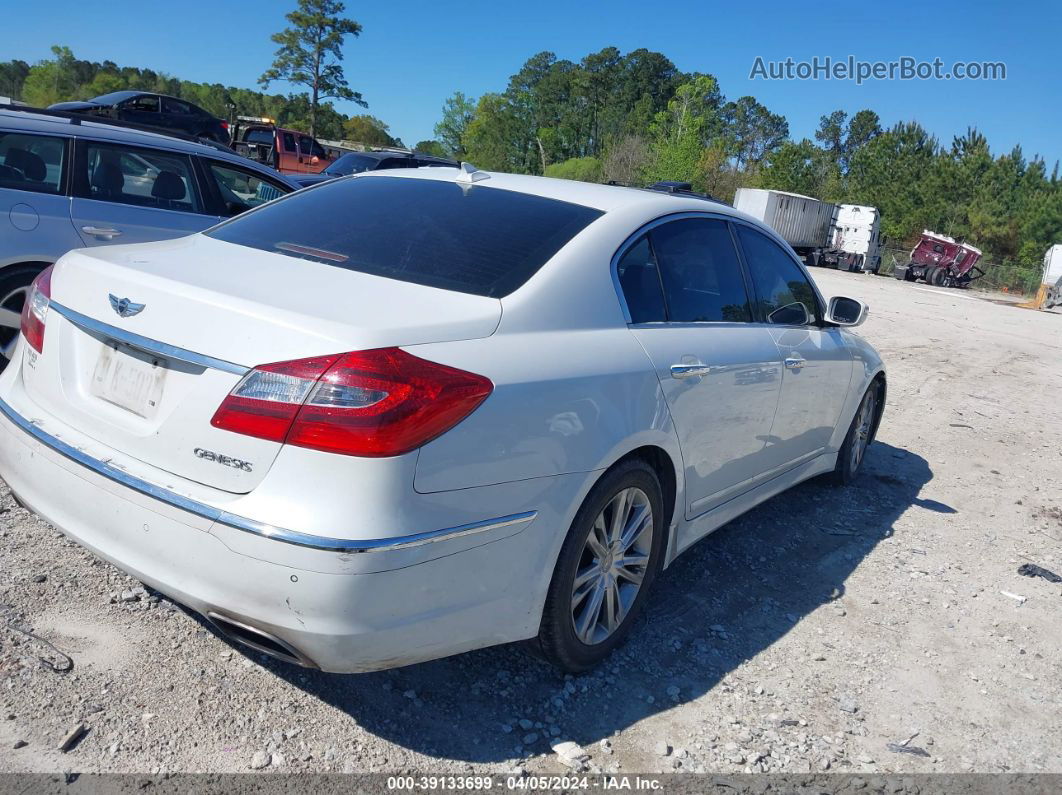 2013 Hyundai Genesis 3.8 White vin: KMHGC4DD2DU254331