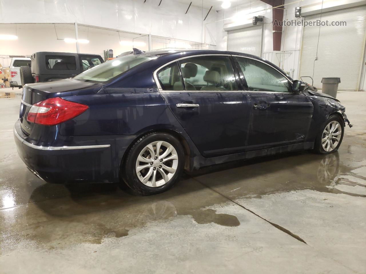 2013 Hyundai Genesis 3.8l Blue vin: KMHGC4DD3DU209737