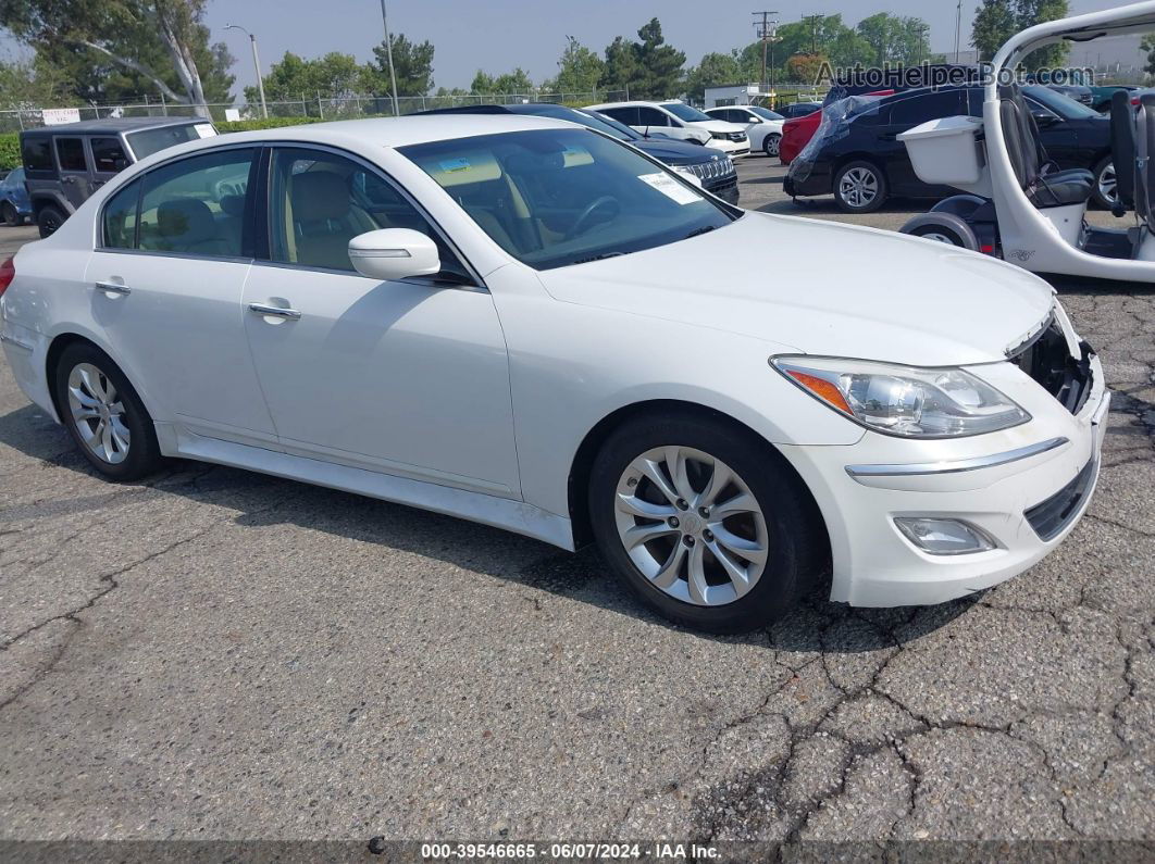 2013 Hyundai Genesis 3.8 White vin: KMHGC4DD3DU245752