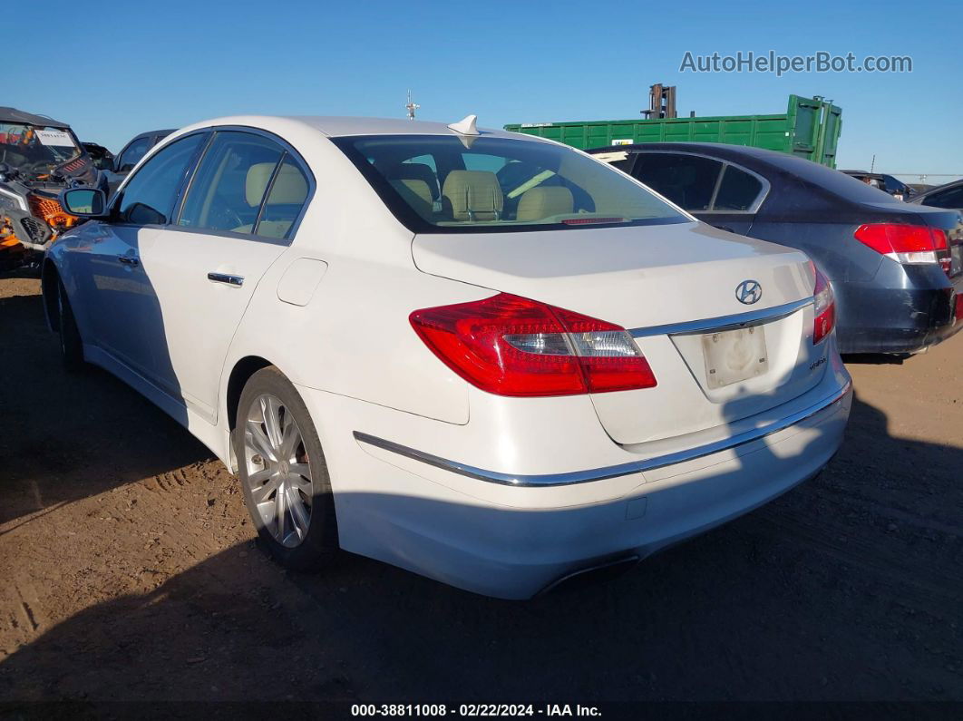 2013 Hyundai Genesis 3.8 White vin: KMHGC4DD3DU247579