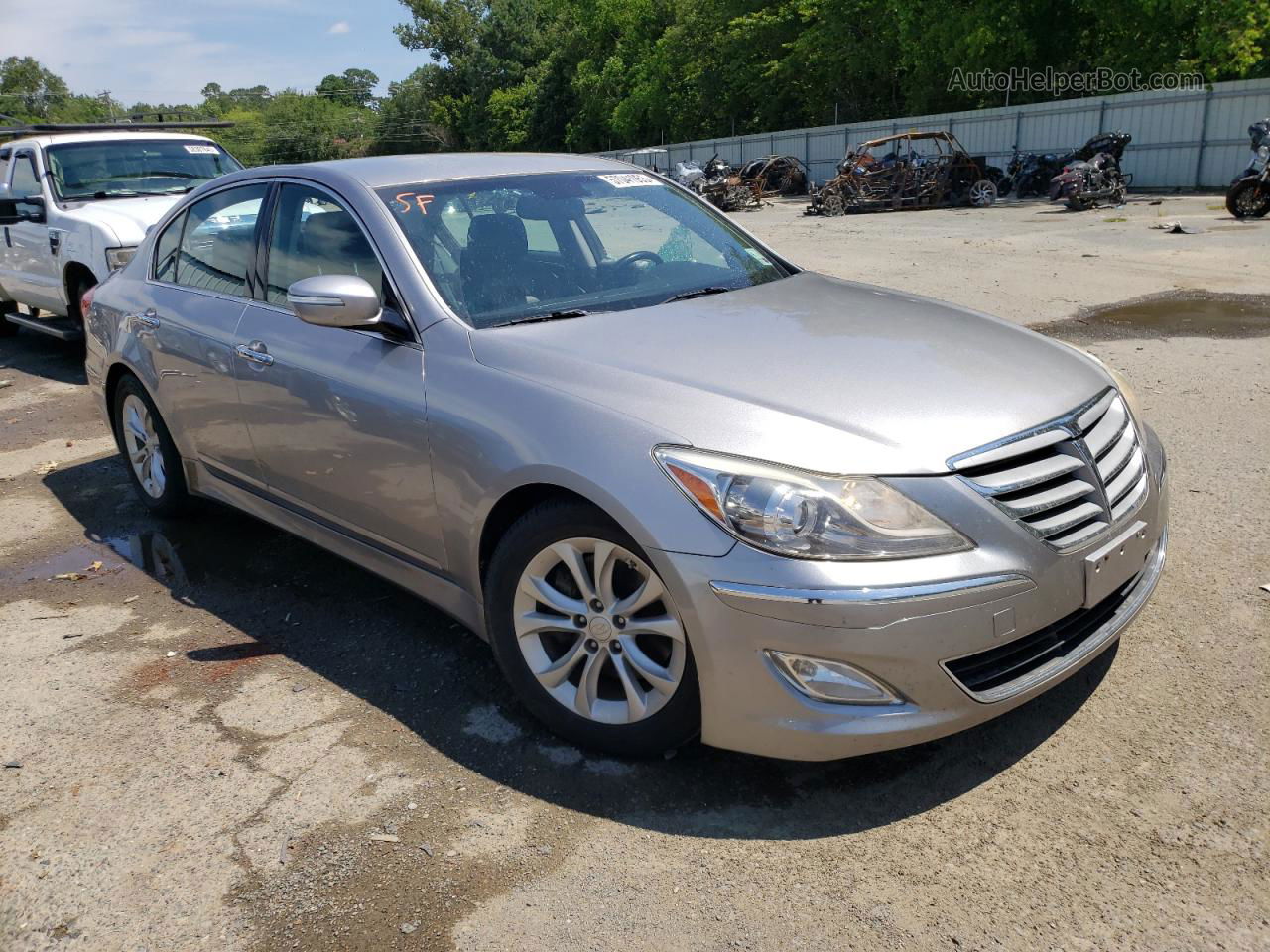 2013 Hyundai Genesis 3.8l Silver vin: KMHGC4DD4DU212968