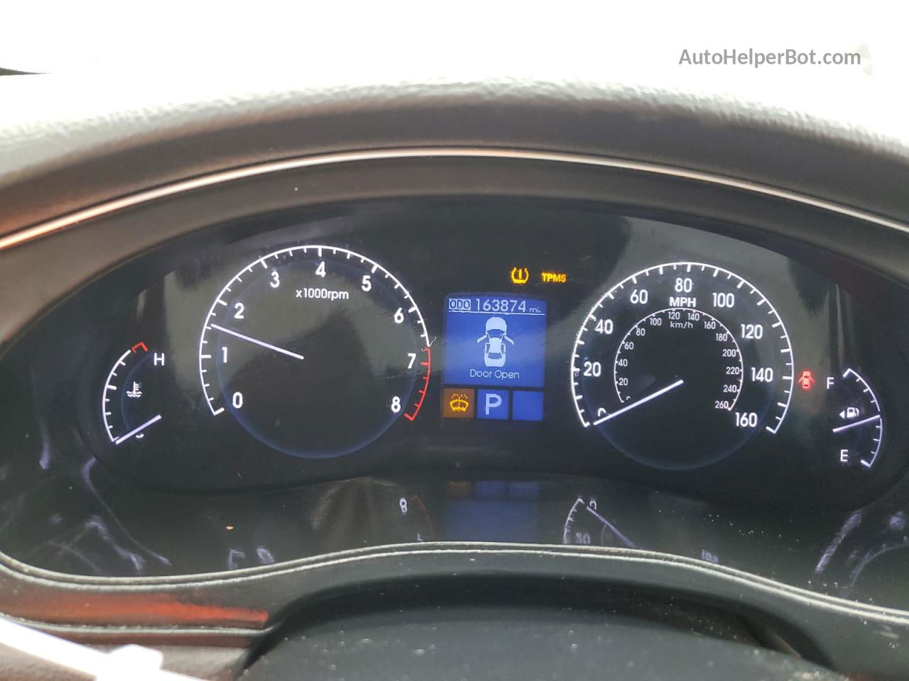 2013 Hyundai Genesis 3.8l Серебряный vin: KMHGC4DD5DU250192