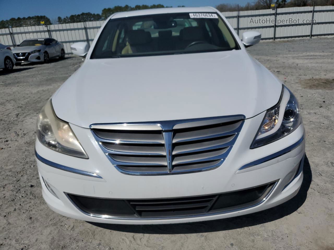 2013 Hyundai Genesis 3.8l White vin: KMHGC4DD6DU257653