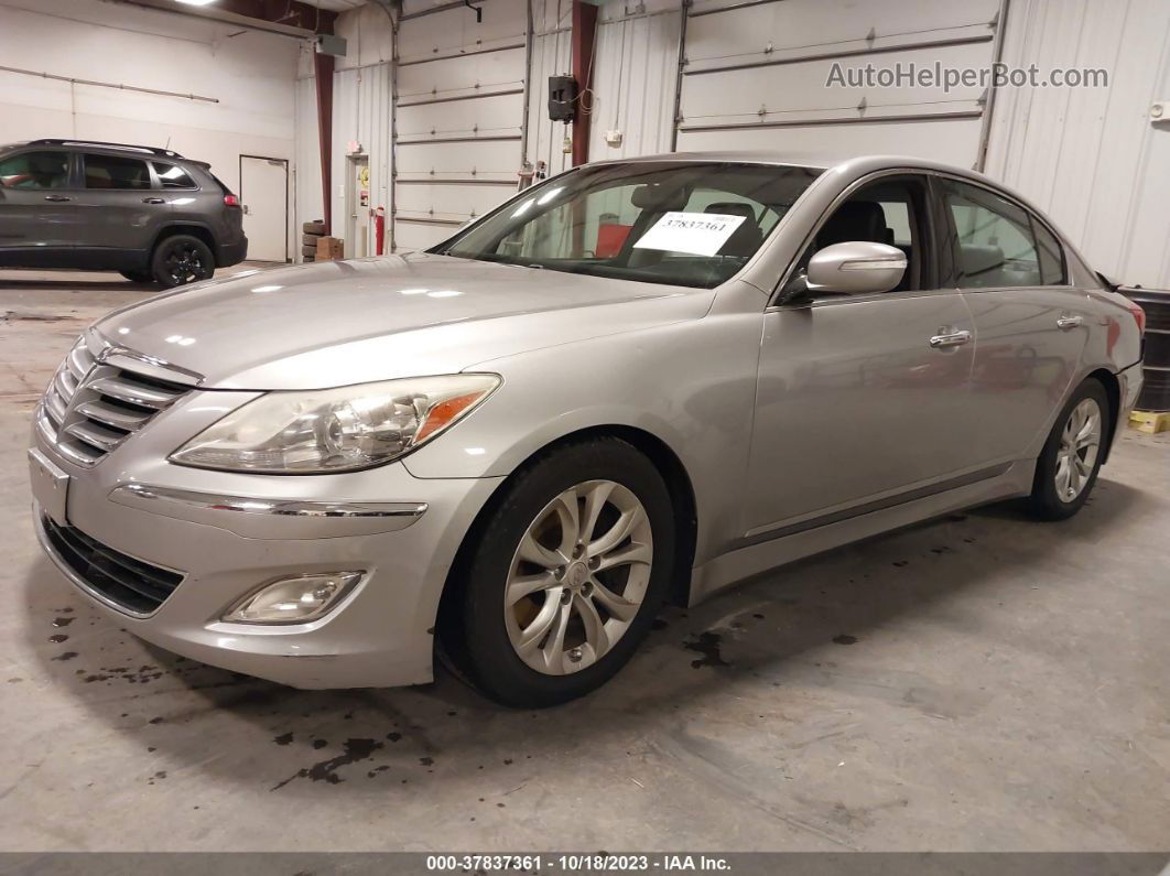 2013 Hyundai Genesis 3.8 Silver vin: KMHGC4DD9DU213002