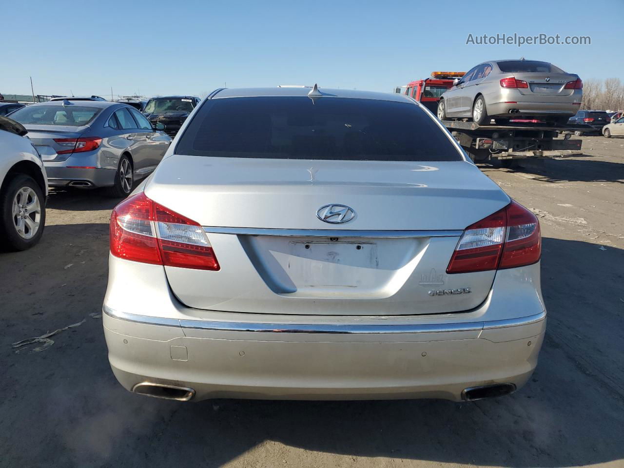 2013 Hyundai Genesis 3.8l Silver vin: KMHGC4DD9DU229877