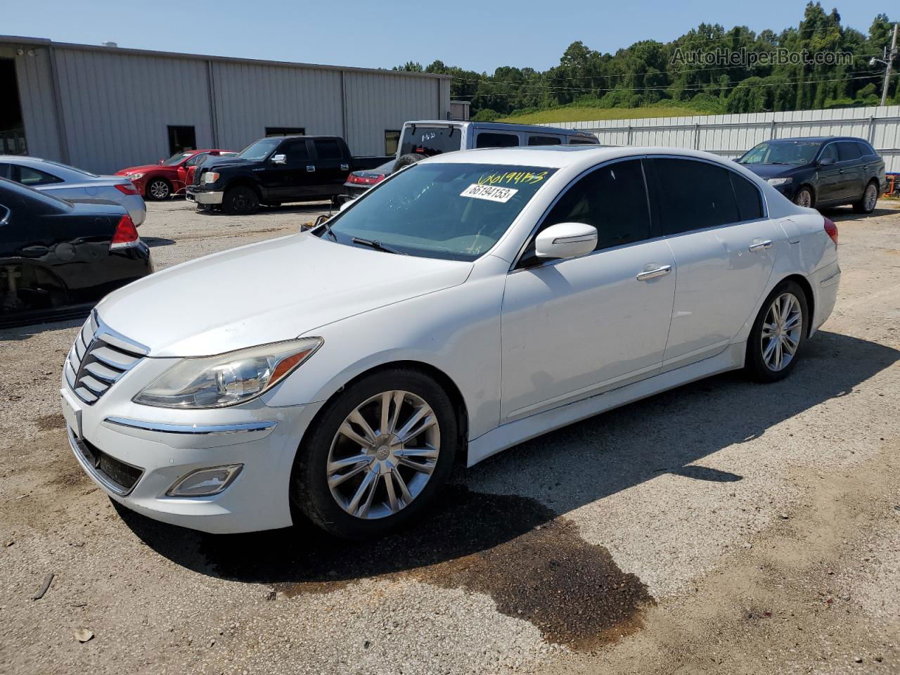 2013 Hyundai Genesis 3.8l White vin: KMHGC4DD9DU239275