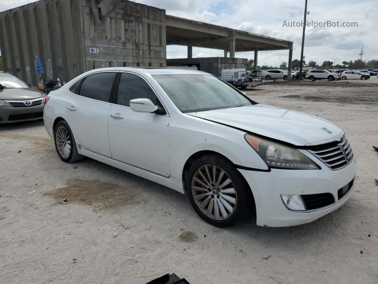 2014 Hyundai Equus Signature White vin: KMHGH4JH3EU079906