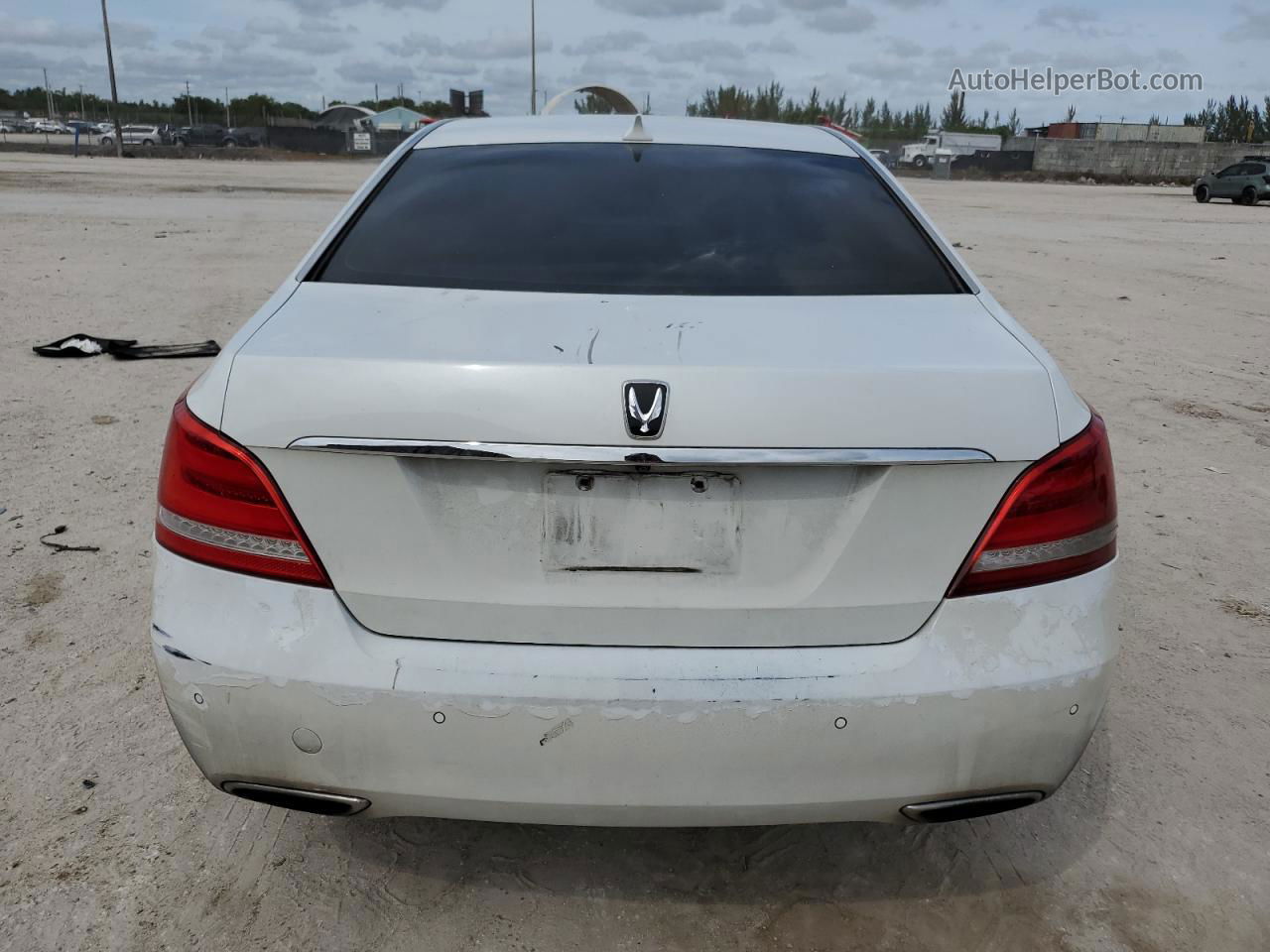 2014 Hyundai Equus Signature White vin: KMHGH4JH3EU079906