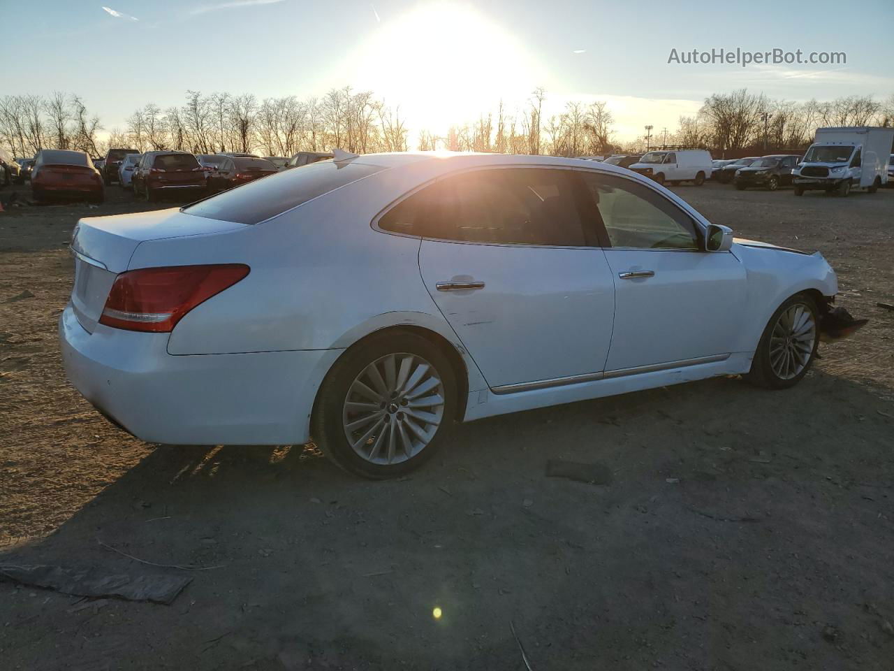 2014 Hyundai Equus Signature White vin: KMHGH4JHXEU089803