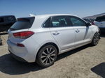 2018 Hyundai Elantra Gt  White vin: KMHH35LE0JU074104