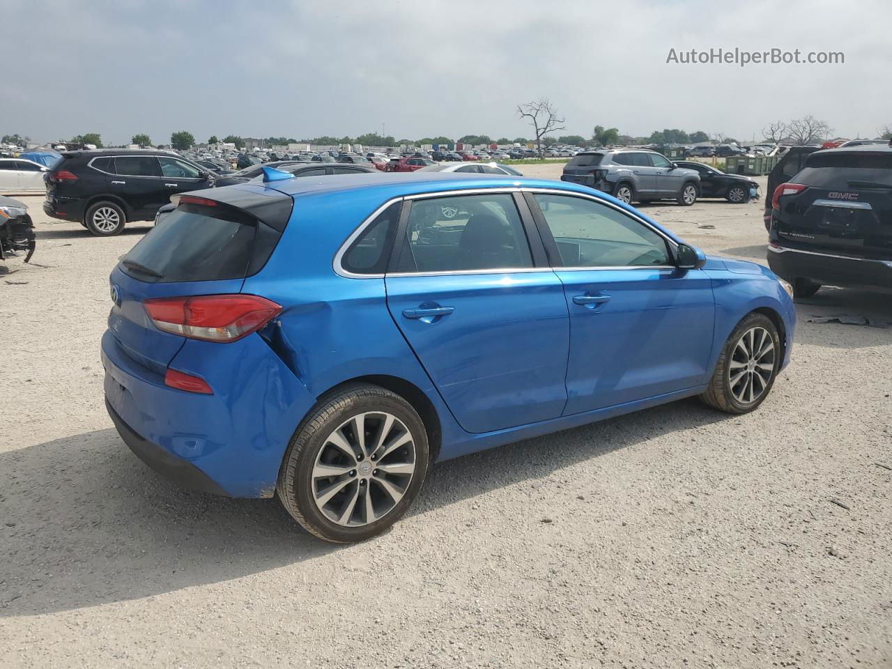 2018 Hyundai Elantra Gt  Blue vin: KMHH35LE1JU016891